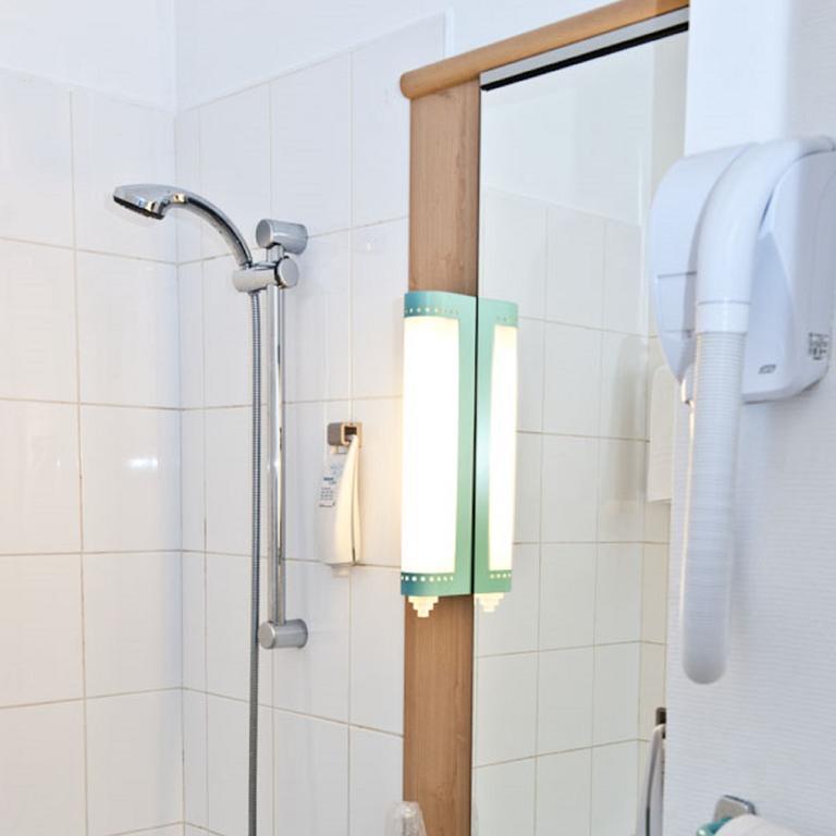 Egg Hotel Gonesse Pokoj fotografie